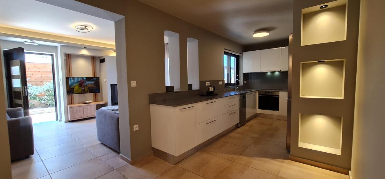 Villy Luxury Home 1 Agia  ภายนอก รูปภาพ